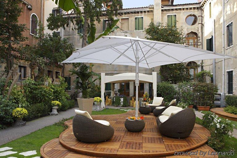 Hotel Abbazia Venice Exterior photo