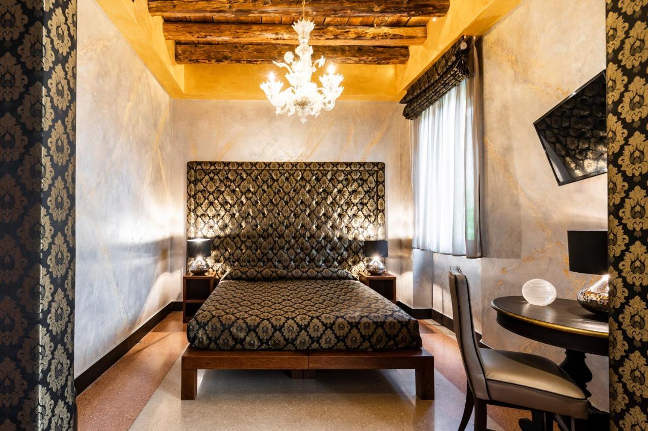 Hotel Abbazia Venice Exterior photo